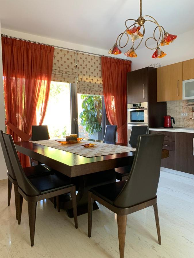 Villa Muse อายิโอสนิโกลาโอส ภายนอก รูปภาพ